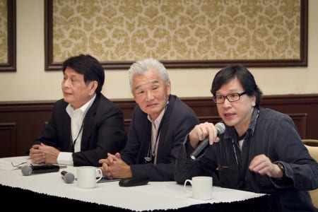 Hazel Hays Award winner Benedict Soh (center) of Kingsmen during an EDPA session on China.