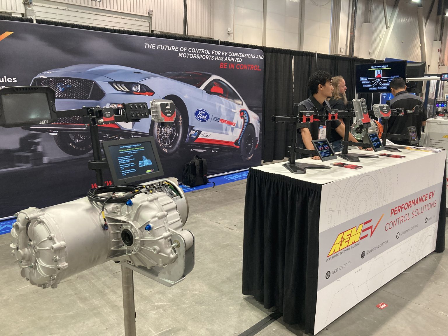 Attendees Were Electric for SEMA Electrified » Exhibit City News