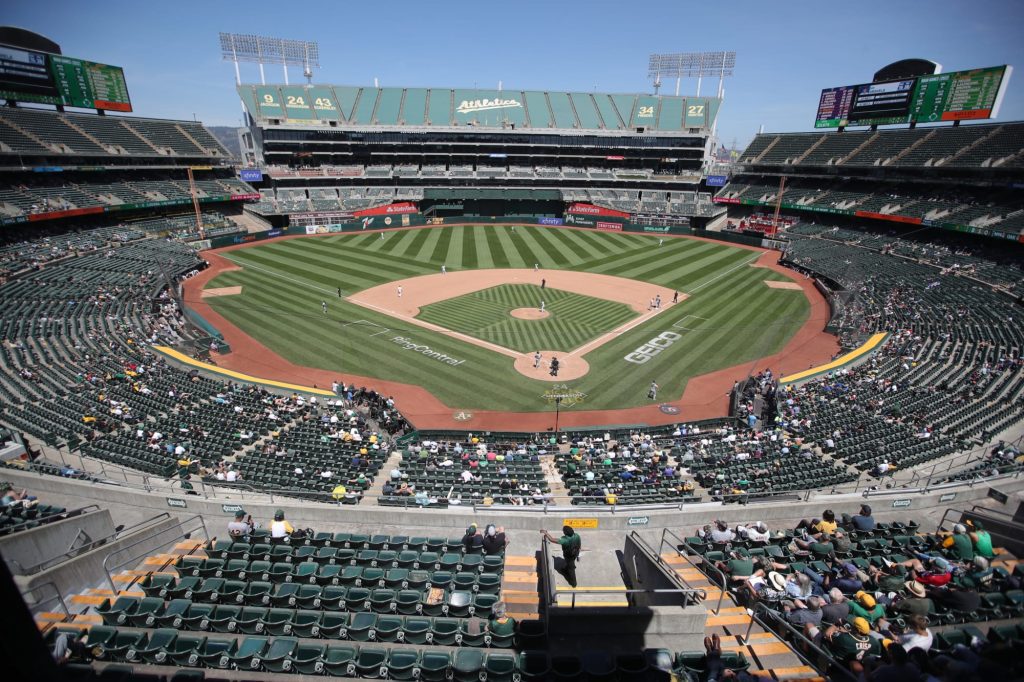 las vegas to oakland one way