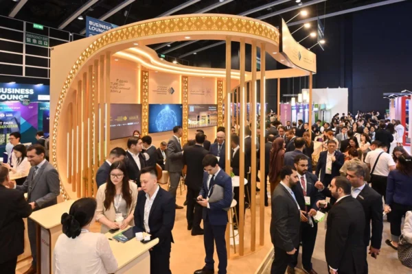 Belt and Road Summit Draws 6,200 Leaders to Hong Kong