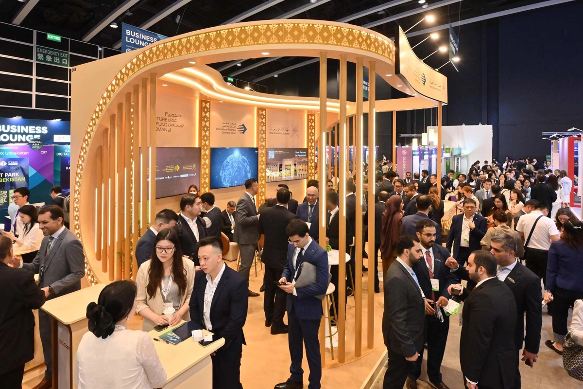 Belt and Road Summit Draws 6,200 Leaders to Hong Kong